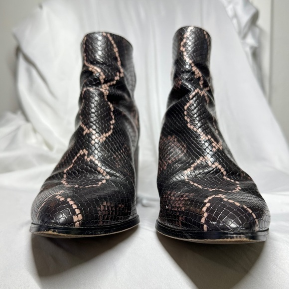 Steve Madden Jillian Mocha Multi Heeled Reptile Snake Print Brown Bootie Size 7 - Picture 3 of 13